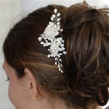 Freshwater Pearl Comb W. Crystal Leaves