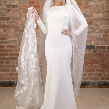 Slør med 3D blomster og perler 300 cm - Ivory