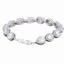 Last inn bildet i Galleri-visningsprogrammet, Exquisite Crystal Treasure Bracelet - Silver