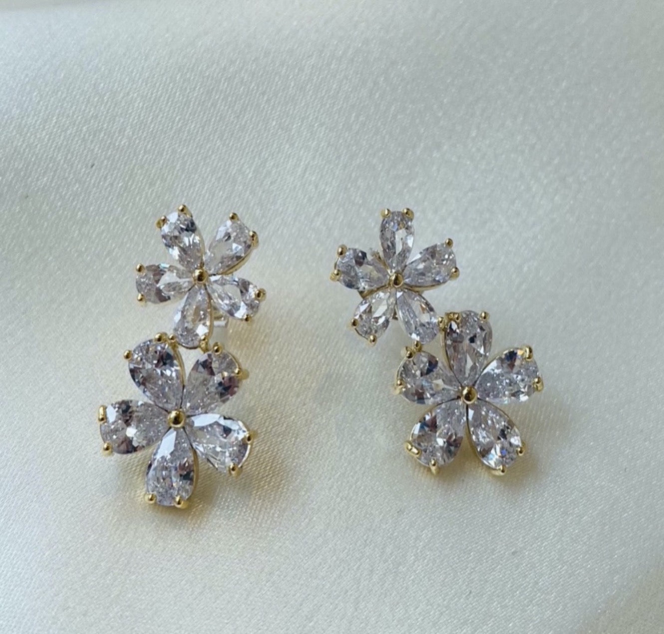 Silver doble flower earrings - Gold/silver