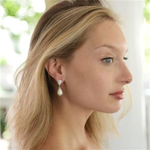 Pear Stone & Pearl Earring
