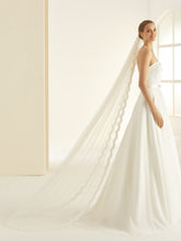 Last inn bildet i Galleri-visningsprogrammet, Slør Delicate Lace Edge 220cm - Ivory 220cm